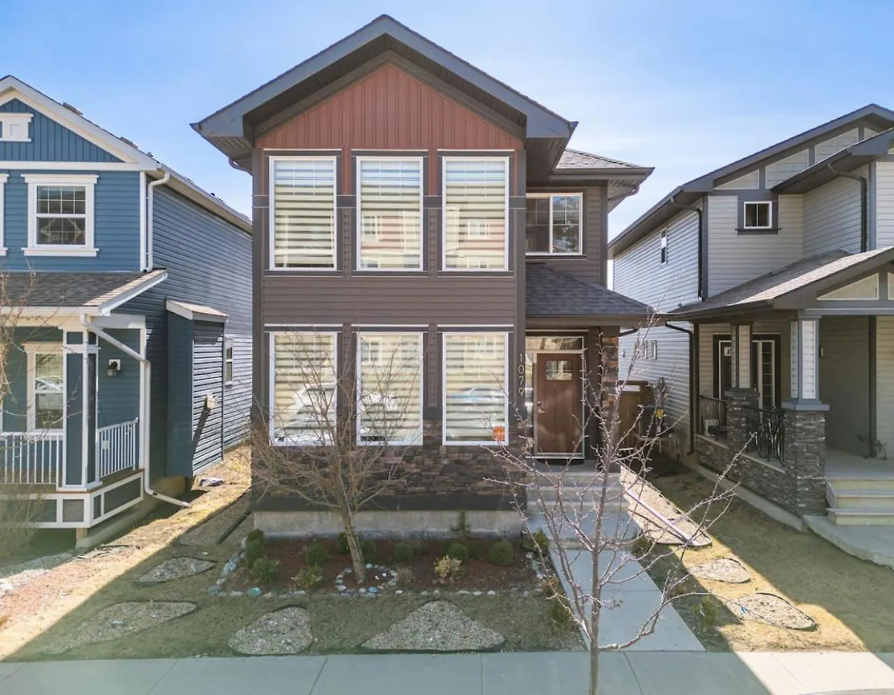 Holiday home 5 Bedroom House In Mcconachie, Near Anthony Henday, Sleeps 12, Backyard, Netflix, Free Parking Edmonton
